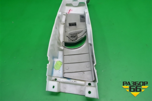 Обшивка стойки центральная верхняя правая (6241105030) для Toyota Avensis с 2003-2009г (Авенсис)