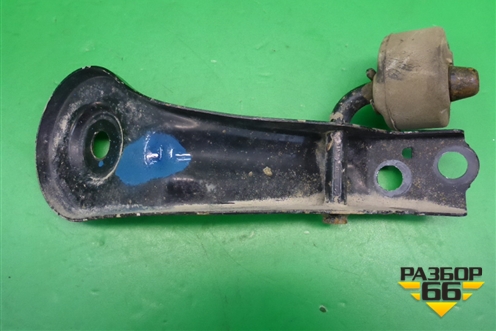 Кронштейн задней балки правый (задний) (5220320040) для Toyota Avensis с 2003-2009г (Авенсис)