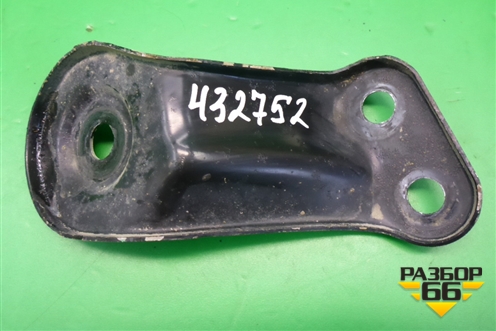 Кронштейн задней балки правый (передний) (5229720020) для Toyota Avensis с 2003-2009г (Авенсис)