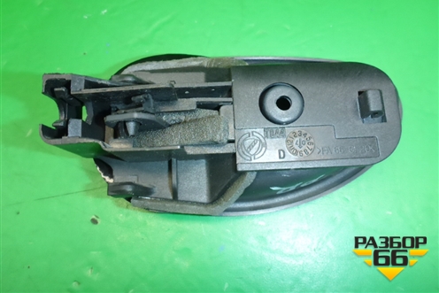 Ручка внутренняя двери передней правой для Fiat Albea с 2003г (Альбеа)