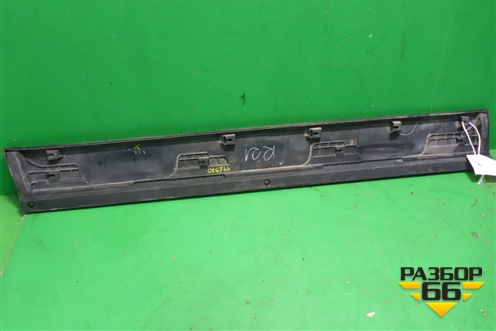 Накладка двери передней правой (75312SWWE010M1) для Honda CR-V(RE) с 2006-2012г (ЦРВ СРВ)