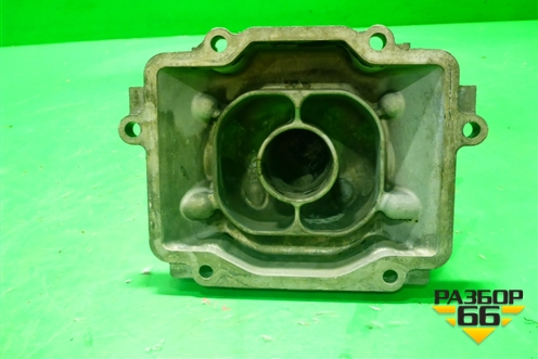 Фланец (дроссельных заслонок 4.5л 1VD-FTV) (1711351011) для Toyota Land Cruiser (200) с 2008г (Ленд Крузер)