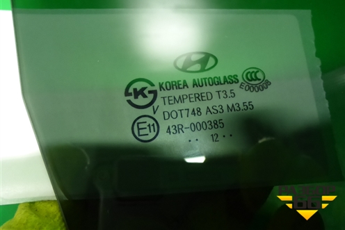 Стекло двери задней правой (834213J020) для Hyundai ix 55 с 2008г (Ай икс 55)