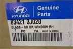 Стекло двери задней правой (834213J020) для Hyundai ix 55 с 2008г (Ай икс 55)