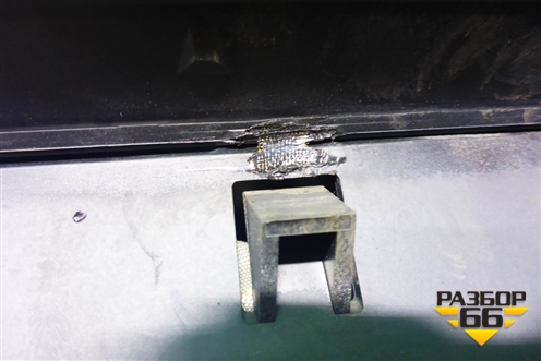 Подушка безопасности пассажирская в торпедо (4710439) для Ford Maverick c 2001-2006г (Маверик)