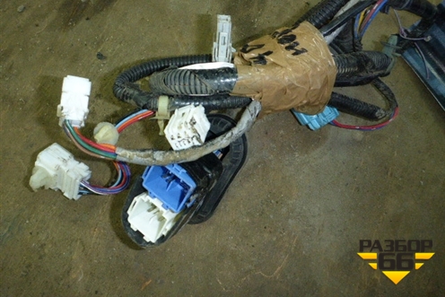 Проводка двери передней правой для Honda Civic 4D с 2006-2012г (Цивик)