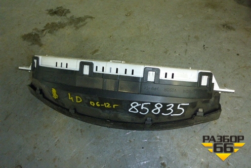 Щиток приборов АКПП (верхний) для Honda Civic 4D с 2006-2012г (Цивик)