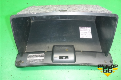 Бардачок (5555112340) для Toyota Corolla (E12) с 2001-2007г (Королла 120)