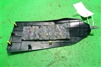 Накладка внутренняя (консоли правая) (5881702190) для Toyota Corolla (E18) с 2012-2019г (Королла 180)