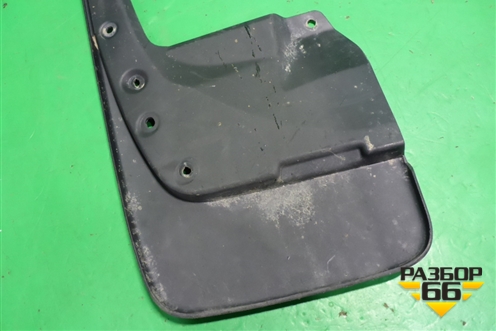 Брызговик передний правый (7662160180) для Toyota Land Cruiser Prado(150) с 2009г (Ленд Крузер Прадо)