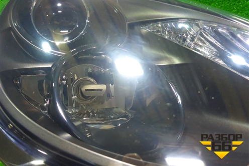 Фара правая (ксенон без блока и лампы адаптивная) (98163116202) для Porsche Boxster 2012-2016г