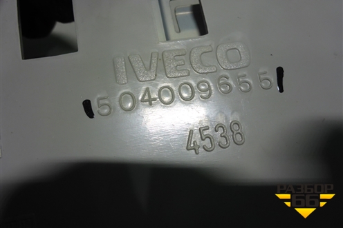Консоль (левая верхняя) (504009655) для Iveco EuroCargo III 2008г (ЕвроКарго)