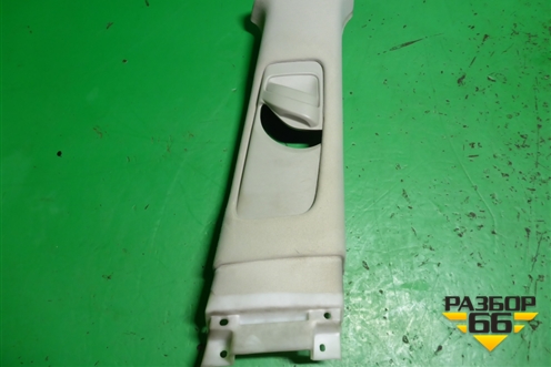 Обшивка стойки центральная верхняя правая (6241105030) для Toyota Avensis с 2003-2009г (Авенсис)
