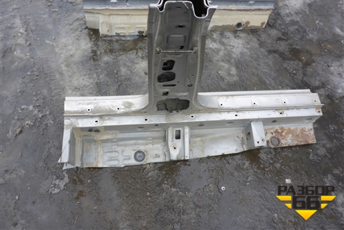 Порог со стойкой левый для Toyota Camry CV3 с 2001-2006г (Камри)