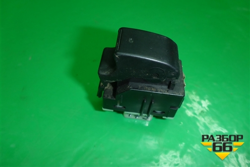 Кнопка стеклоподъёмника (8481005050) для Toyota Avensis с 2003-2009г (Авенсис)