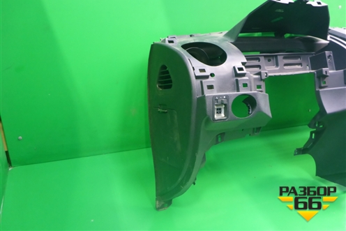 Торпедо под AIR BAG без AIR BAG для Great Wall Hover H3 с 2005г (Ховер)