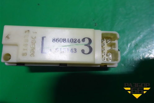 Кнопка стеклоподъёмника (8608A024) для Mitsubishi Grandis с 2004г (Грандис)