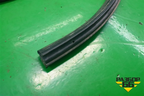 Уплотнитель двери задней правой для Ford Focus 1 с 1998-2004г (Фокус)