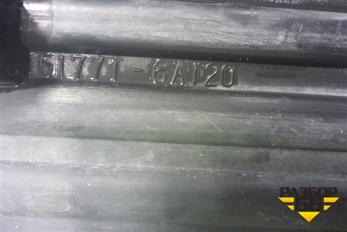 Накладка подножки правой (517716A120) для Toyota Land Cruiser (200) с 2008г (Ленд Крузер)