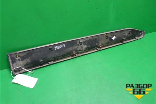 Накладка двери передней левой (87723M0000) для Hyundai Creta с 2016-2021г (Крета)