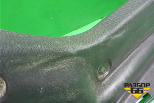 Обшивка багажника на заднюю панель (5838733140) для Toyota Camry V70 с 2017г (Камри)