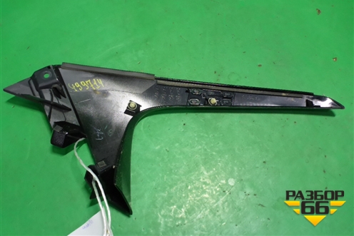Накладка двери багажника (левая) (7608878010) для Lexus NX 200 с 2014-2021г (НХ)