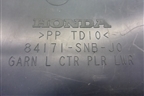 Обшивка стойки центральная нижняя левая (84171SNBJ0) для Honda Civic 4D с 2006-2012г (Цивик)