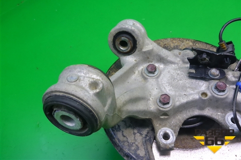 Кулак задний правый (в сборе под ABS) для Honda Civic 4D с 2006-2012г (Цивик)