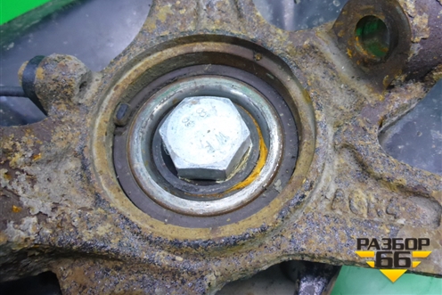 Кулак поворотный передний правый (АКПП) для Honda Civic 4D с 2006-2012г (Цивик)