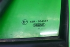 Стекло двери передней левой форточка (8452651K00) для Suzuki Splash с 2008г (Сплеш)