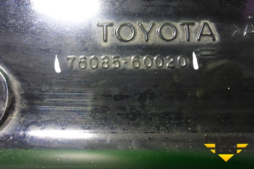 Спойлер на дверь багажника (7608560020) для Toyota Land Cruiser (200) с 2008г (Ленд Крузер)