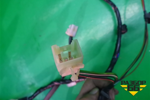 Проводка двери передней левой (3675651KC0) для Suzuki Splash с 2008г (Сплеш)