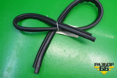 Уплотнитель двери (передней левой на кузов) для Suzuki Splash с 2008г (Сплеш)