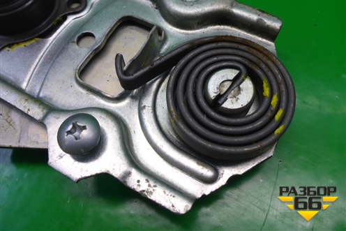 Стеклоподъёмник механический задний правый для Suzuki Splash с 2008г (Сплеш)