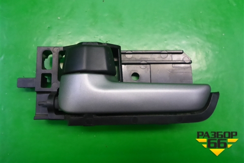 Ручка внутренняя двери задней левой для Suzuki Splash с 2008г (Сплеш)