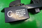 Кнопка стеклоподъёмника (передняя правая) (MR587946) для Mitsubishi Galant (DJ,DM) с 2003-2012г (Галант)