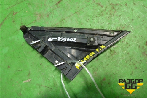Накладка переднего крыла правого (уголок) для Acura ZDX с 2009-2013г (ЗДХ)