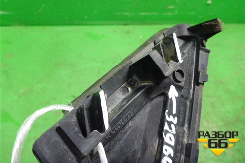 Накладка переднего крыла правого (уголок) для Acura ZDX с 2009-2013г (ЗДХ)