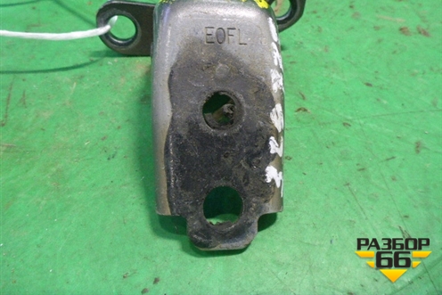 Петля двери передней левой верхняя (67450-SZN-A01ZZ) (67450SZNA01ZZ) для Acura ZDX с 2009-2013г (ЗДХ)