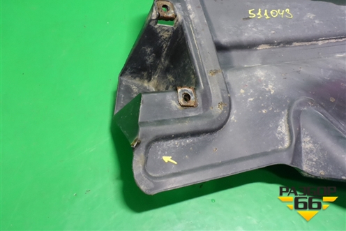 Защита топливного бака (7727760130) для Toyota Land Cruiser (200) с 2008г (Ленд Крузер)