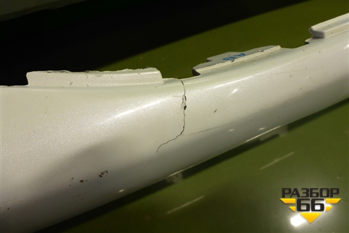 Накладка на порог наружная левая на подножку (5177460160) для Toyota Land Cruiser (200) с 2008г (Ленд Крузер)