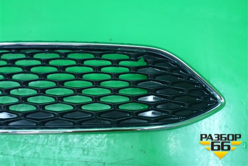 Решетка радиатора (после 2015г) (F1EB8200A) для Ford Focus 3 с 2011г (Фокус)