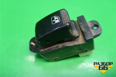 Кнопка стеклоподъёмника (935782D000) для Hyundai Sonata-5 с 2001г (Соната)