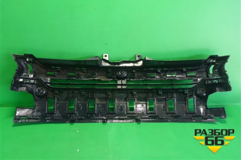 Решетка радиатора (после 2010г) (5311226100) для Toyota Hi Ace с 2005г (Хайс)