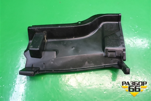 Короб водоотводящий (30716443) для Volvo S40 с 2004-2012г (C40)
