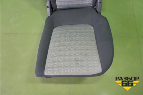 Сиденье заднее левое для Fiat Doblo с 2005-2015г (Добло)