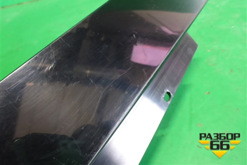 Накладка двери задней правой (на рамку) (565839904) для Skoda Kodiaq с 2017г (Кодиак)