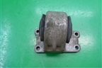 Опора КПП задняя для Land Rover Discovery 3 с 2004-2009г