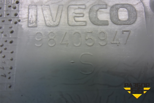 Обшивка стойки лобового стекла левая  (98405947) для Iveco Stralis с 2007г (Стралис)