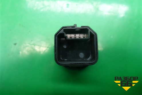 Кнопка включения ПТФ (504096697) для Iveco Stralis с 2007г (Стралис)